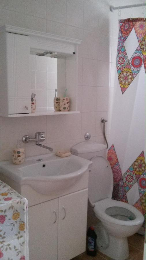 Sućuraj Holiday House Popovic מראה חיצוני תמונה