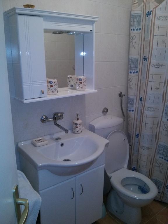 Sućuraj Holiday House Popovic מראה חיצוני תמונה